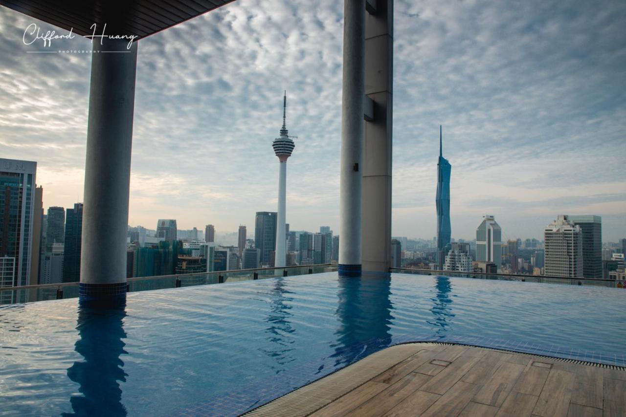 The Colony By Infinitum Best Pool View Klcc Trx Merdeka 118 Kl Tower Kuala Lumpur Eksteriør billede