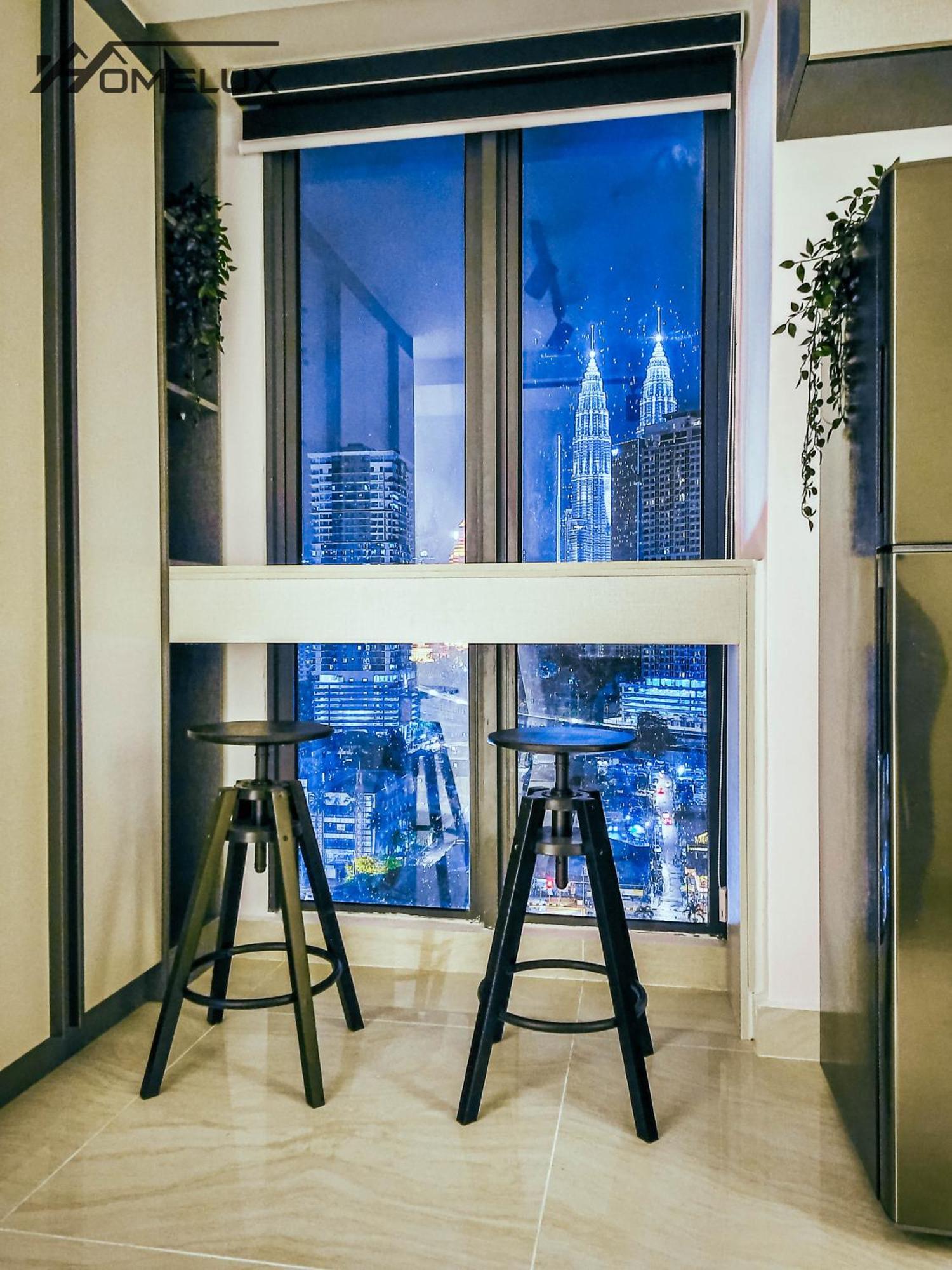 The Colony By Infinitum Best Pool View Klcc Trx Merdeka 118 Kl Tower Kuala Lumpur Eksteriør billede